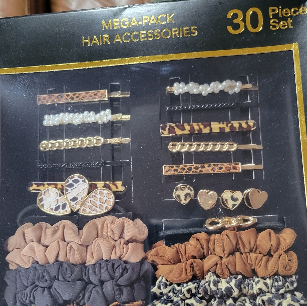NWT 30 piece hair accessory set